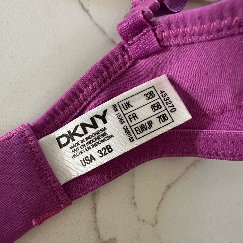 BNWT DKNY t-shirt bra - Picture 4 of 4